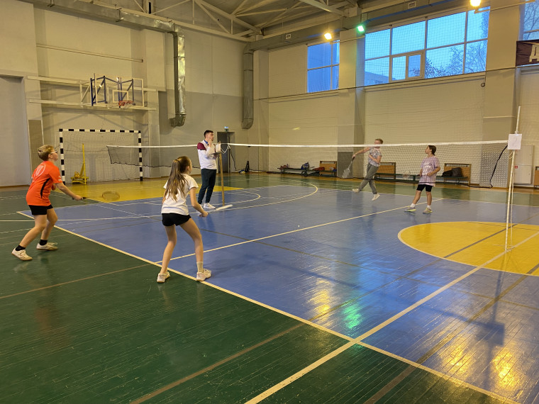 Прошли соревнования по бадминтону в рамках Спартакиады школьных спортивных клубов.